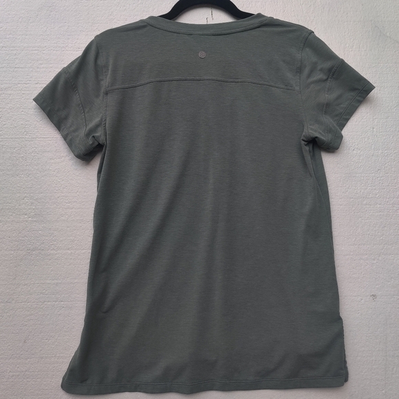 Zella Women T-shirt size S, green - Picture 2 of 6